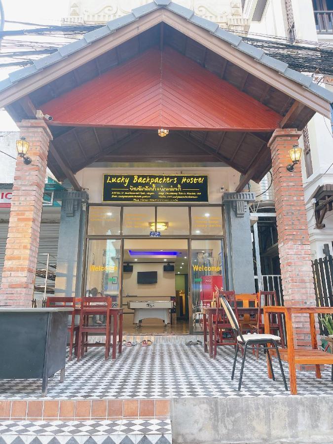 Lucky Backpacker Hostel Vientiane Exterior photo