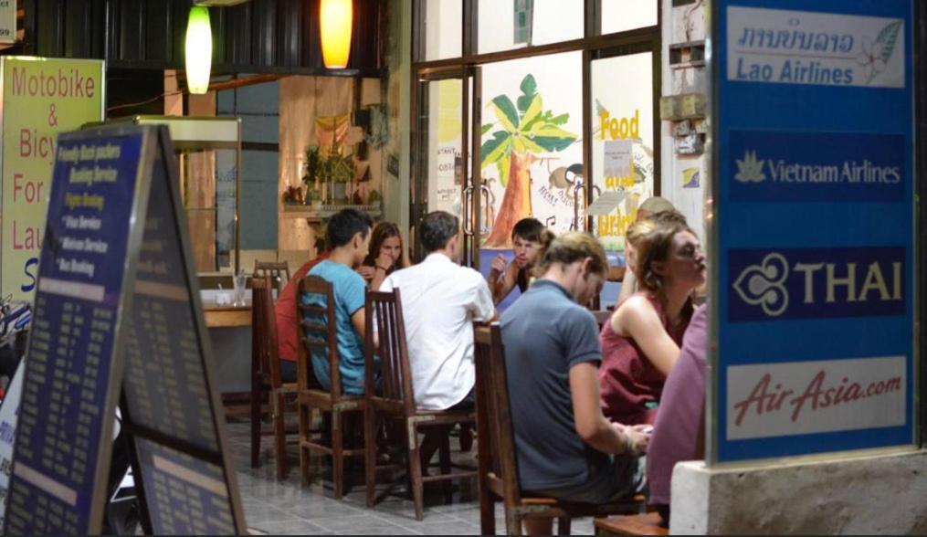 Lucky Backpacker Hostel Vientiane Exterior photo