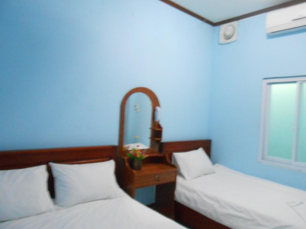 Lucky Backpacker Hostel Vientiane Exterior photo