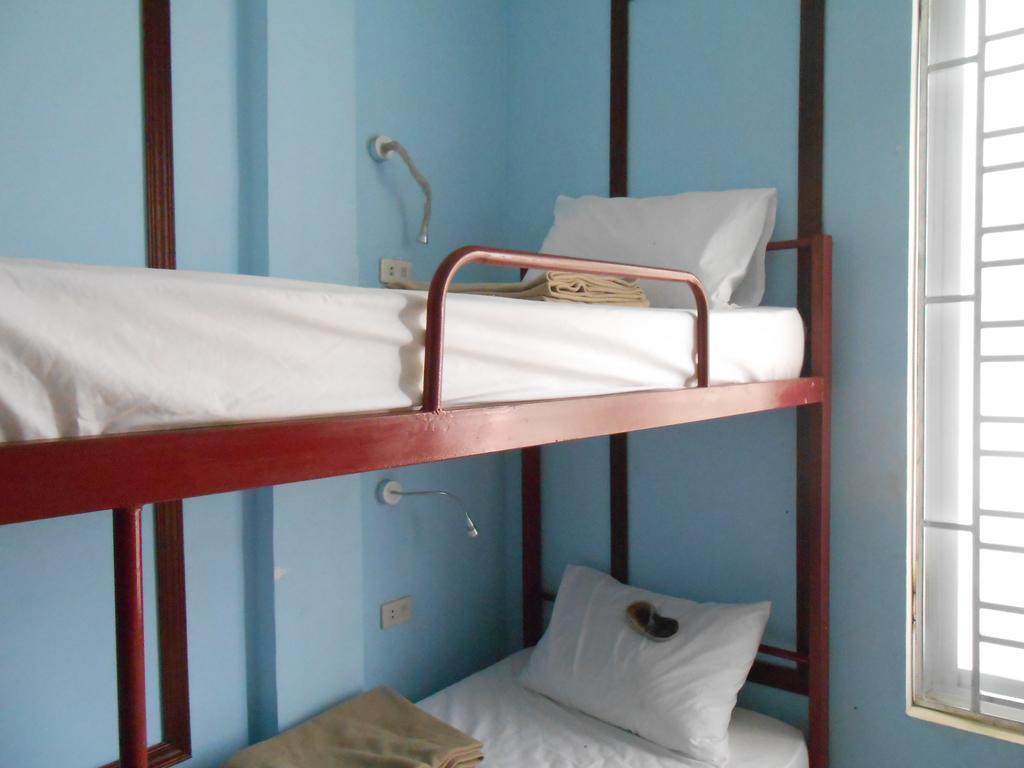 Lucky Backpacker Hostel Vientiane Room photo