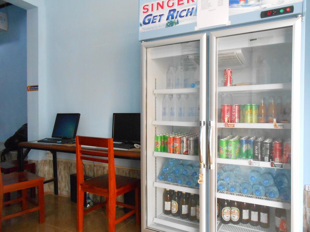 Lucky Backpacker Hostel Vientiane Exterior photo