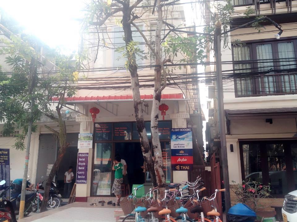 Lucky Backpacker Hostel Vientiane Exterior photo