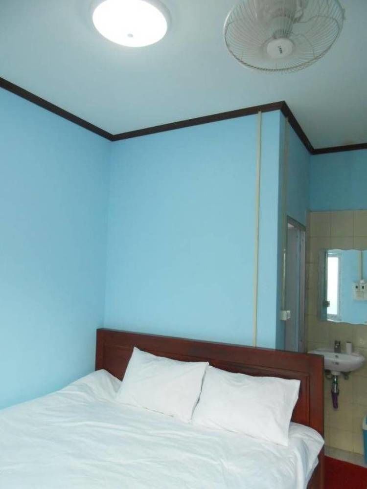 Lucky Backpacker Hostel Vientiane Exterior photo